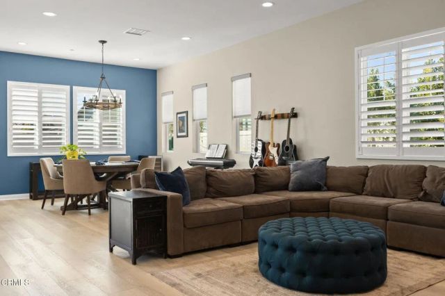 390 Rose Street, Fillmore, CA 93015