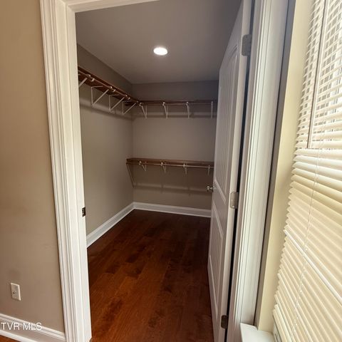 222 Bradford Lane, Bristol, TN 37620