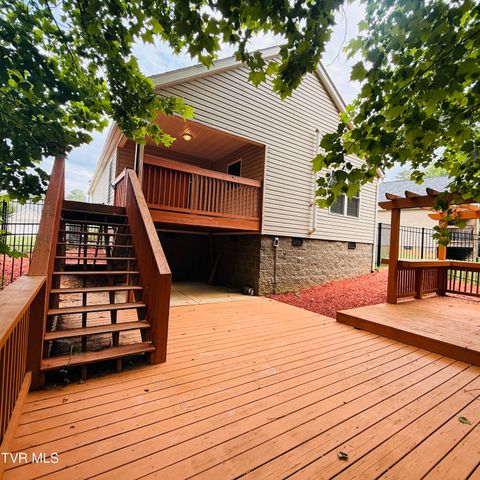 222 Bradford Lane, Bristol, TN 37620