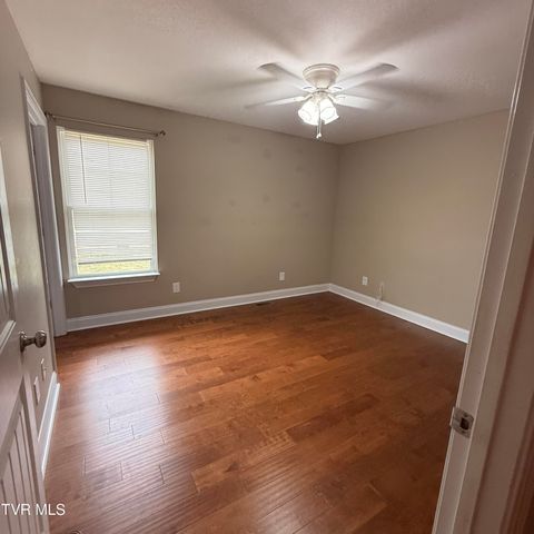 222 Bradford Lane, Bristol, TN 37620