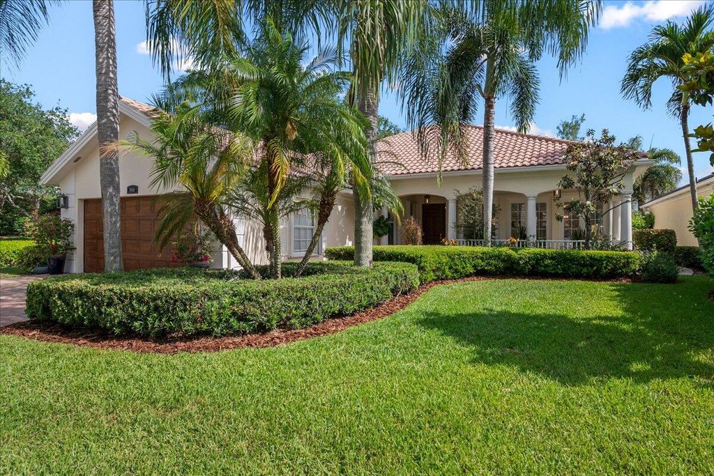 8465 Belize Place, Wellington, FL 33414