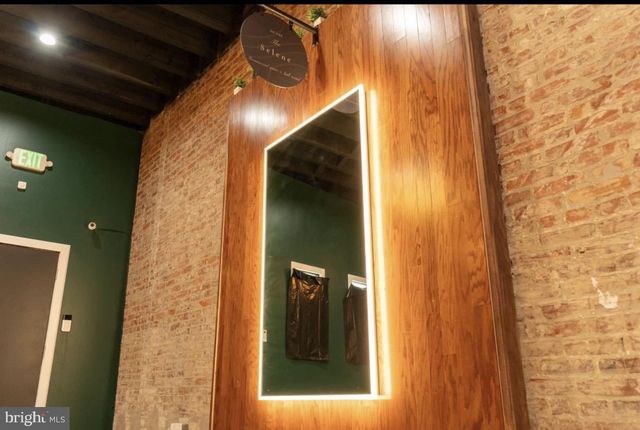 1809 S BROADWAY, Camden, NJ 08104