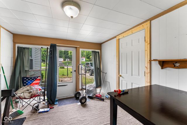 10977 E County Road 1025 N, Seymour, IN 47274