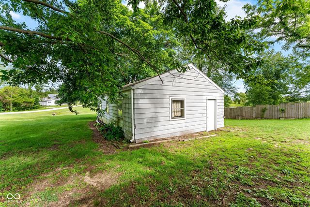 10977 E County Road 1025 N, Seymour, IN 47274