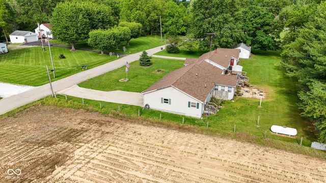 10977 E County Road 1025 N, Seymour, IN 47274