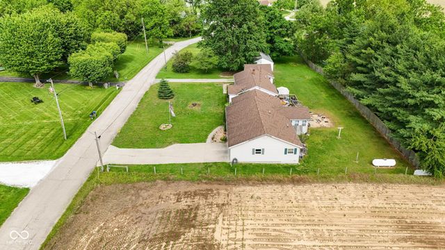 10977 E County Road 1025 N, Seymour, IN 47274
