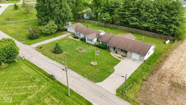 10977 E County Road 1025 N, Seymour, IN 47274