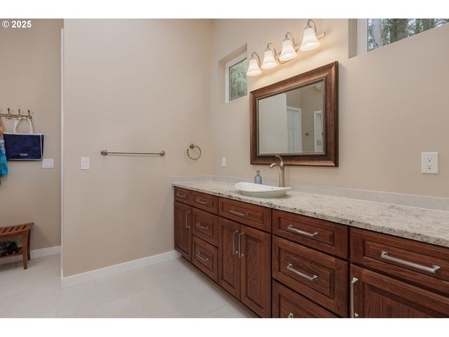 108 SEA CREST Ct, Otter Rock, OR 97369