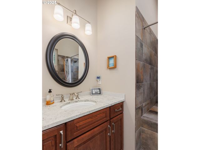 108 SEA CREST Ct, Otter Rock, OR 97369