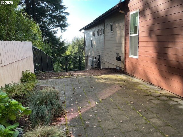 108 SEA CREST Ct, Otter Rock, OR 97369