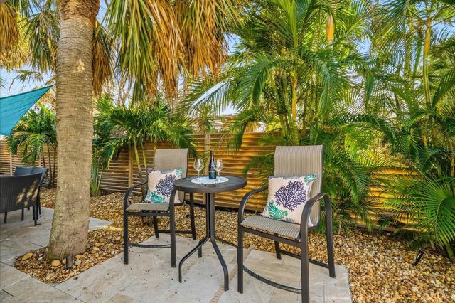 664 KEY ROYALE DRIVE, Holmes Beach, FL 34217