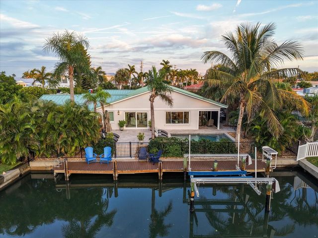 664 KEY ROYALE DRIVE, Holmes Beach, FL 34217