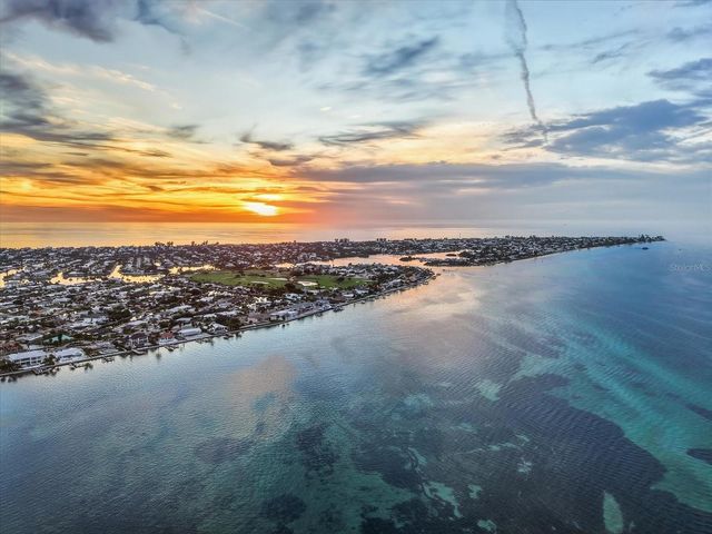 664 KEY ROYALE DRIVE, Holmes Beach, FL 34217