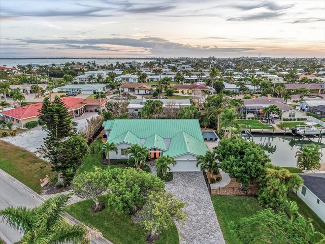 664 KEY ROYALE DRIVE, Holmes Beach, FL 34217