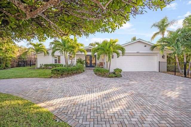 664 KEY ROYALE DRIVE, Holmes Beach, FL 34217