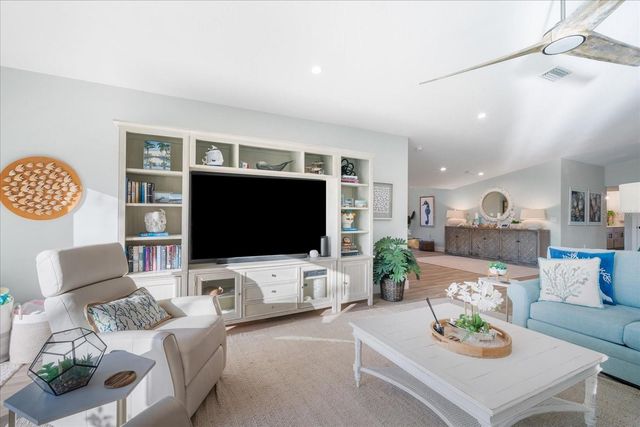 664 KEY ROYALE DRIVE, Holmes Beach, FL 34217