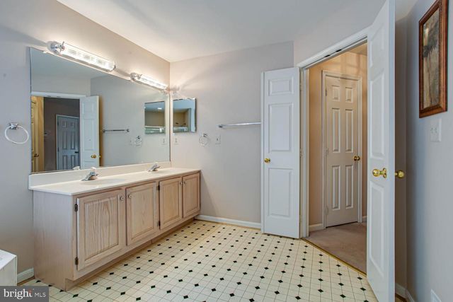 2900 CORMORANT CT, Waldorf, MD 20601
