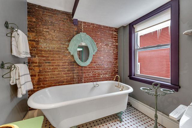 362 Saint Paul Street, Burlington, VT 05401