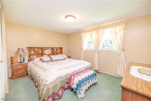6142 Fairview Road, Austintown, OH 44515