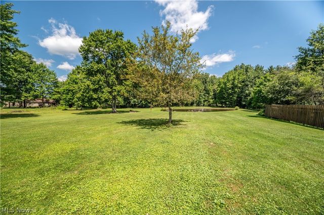6142 Fairview Road, Austintown, OH 44515
