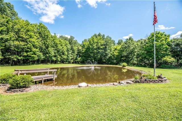 6142 Fairview Road, Austintown, OH 44515