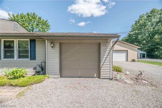 6142 Fairview Road, Austintown, OH 44515