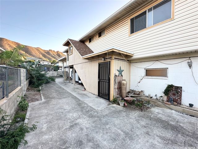 3228 Monsarrat Avenue, Honolulu, HI 96815