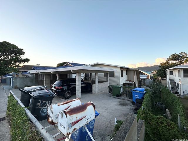 3228 Monsarrat Avenue, Honolulu, HI 96815