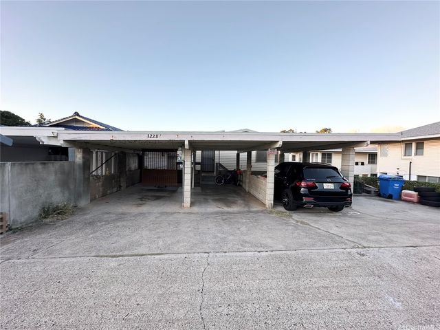 3228 Monsarrat Avenue, Honolulu, HI 96815