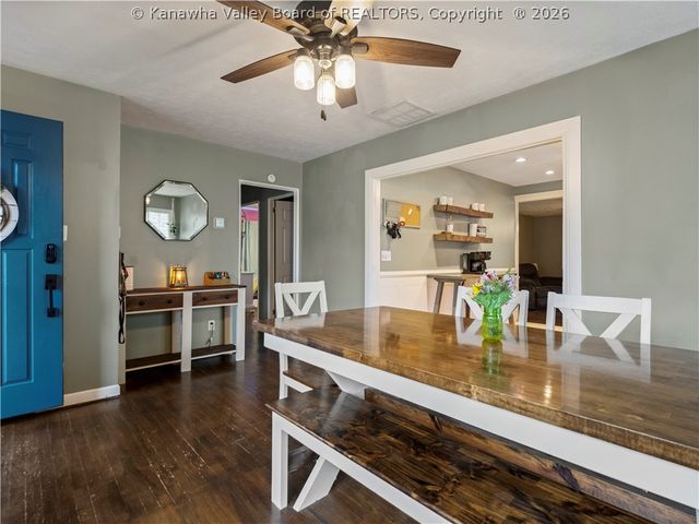 1518 Fenton Circle, Nitro, WV 25143