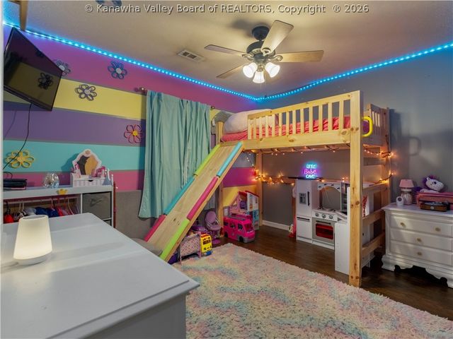 1518 Fenton Circle, Nitro, WV 25143