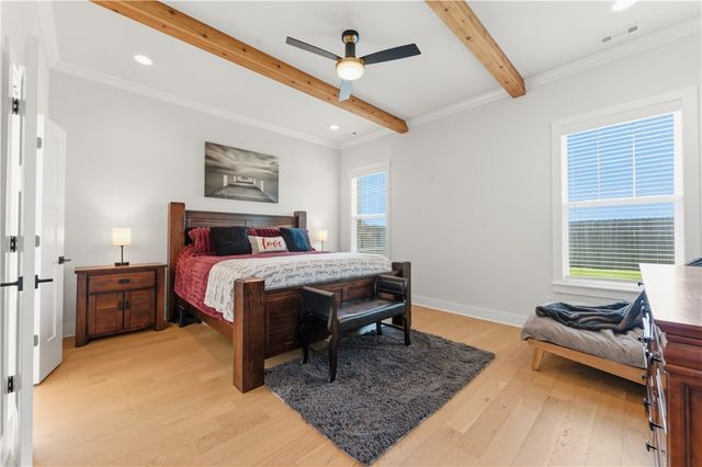 1105 SW Alleghany Avenue, Bentonville, AR 72713