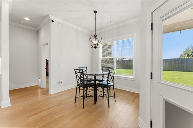1105 SW Alleghany Avenue, Bentonville, AR 72713