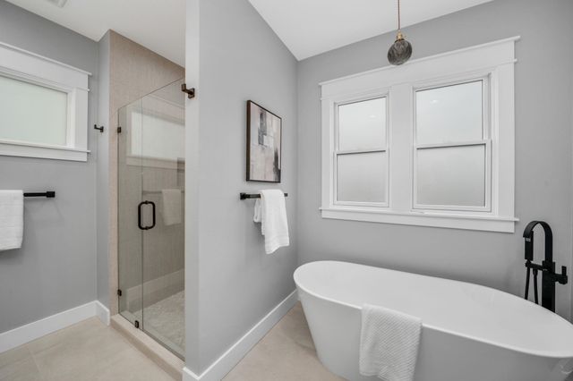 6047 Velasco Avenue, Dallas, TX 75206