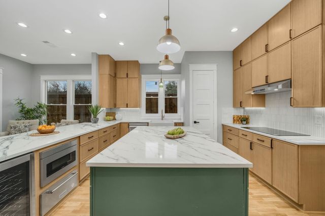 6047 Velasco Avenue, Dallas, TX 75206