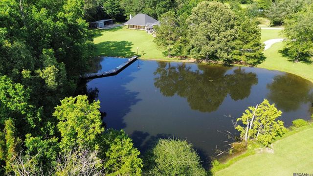 2907 La Hwy 966, St Francisville, LA 70775