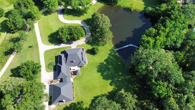 2907 La Hwy 966, St Francisville, LA 70775