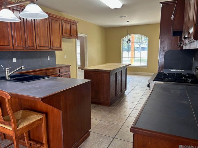 2907 La Hwy 966, St Francisville, LA 70775