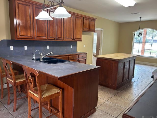 2907 La Hwy 966, St Francisville, LA 70775