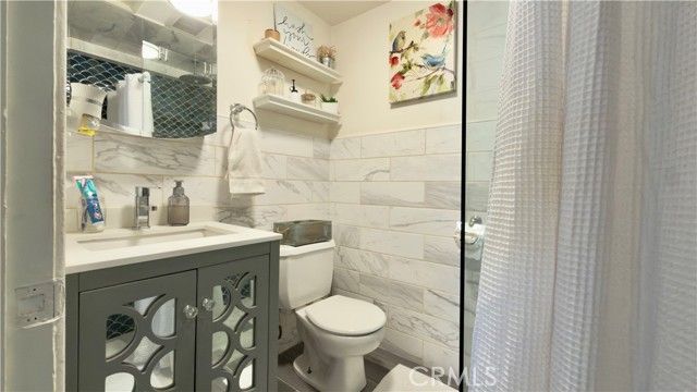 13888 Hubbard, Sylmar (los Angeles), CA 91342