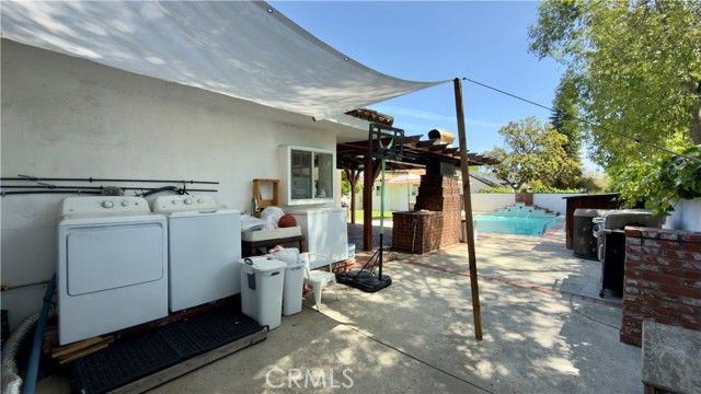 13888 Hubbard, Sylmar (los Angeles), CA 91342