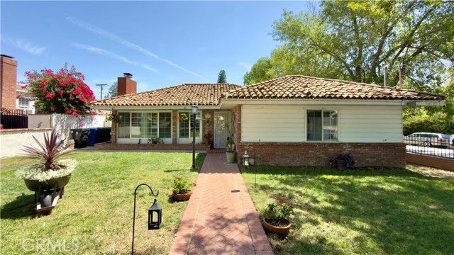13888 Hubbard, Sylmar (los Angeles), CA 91342