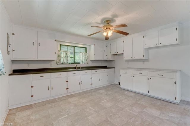 1315 Rosemary Street, Reidsville, NC 27320