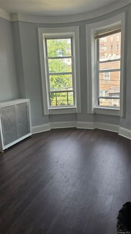 8841 161st Street, Jamaica, NY 11432