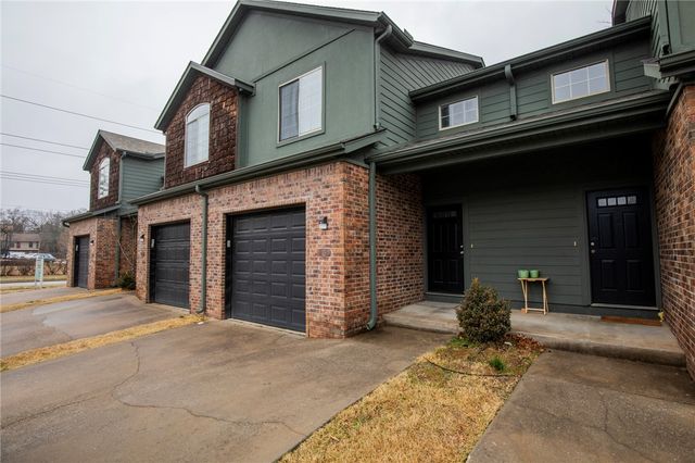 786 Breeze Cove, Fayetteville, AR 72703