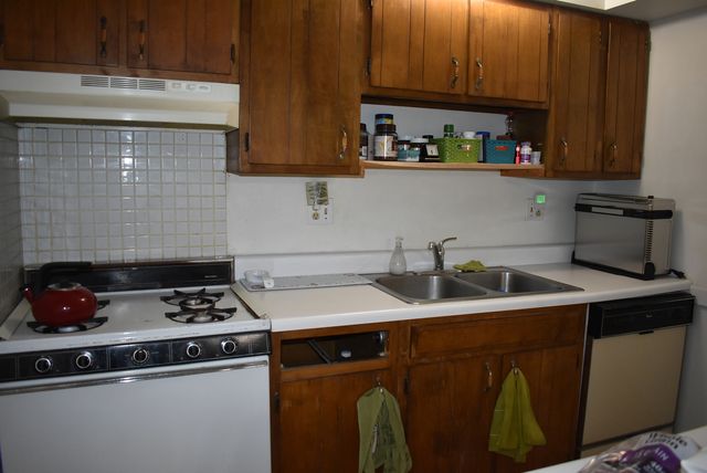 844 Village Quarter Road B5, West Dundee, IL 60118