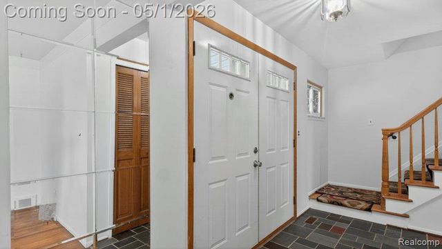 3950 Nowak Drive, Sterling Heights, MI 48310