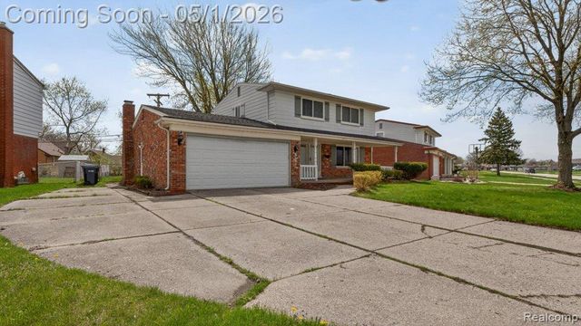 3950 Nowak Drive, Sterling Heights, MI 48310