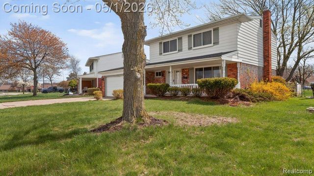 3950 Nowak Drive, Sterling Heights, MI 48310