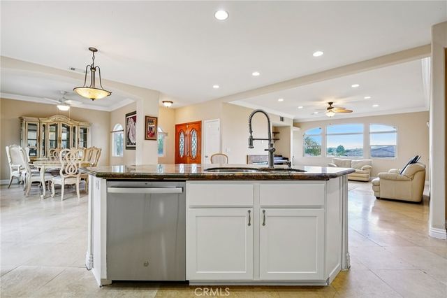 30571 Longhorn Drive, Canyon Lake, CA 92587